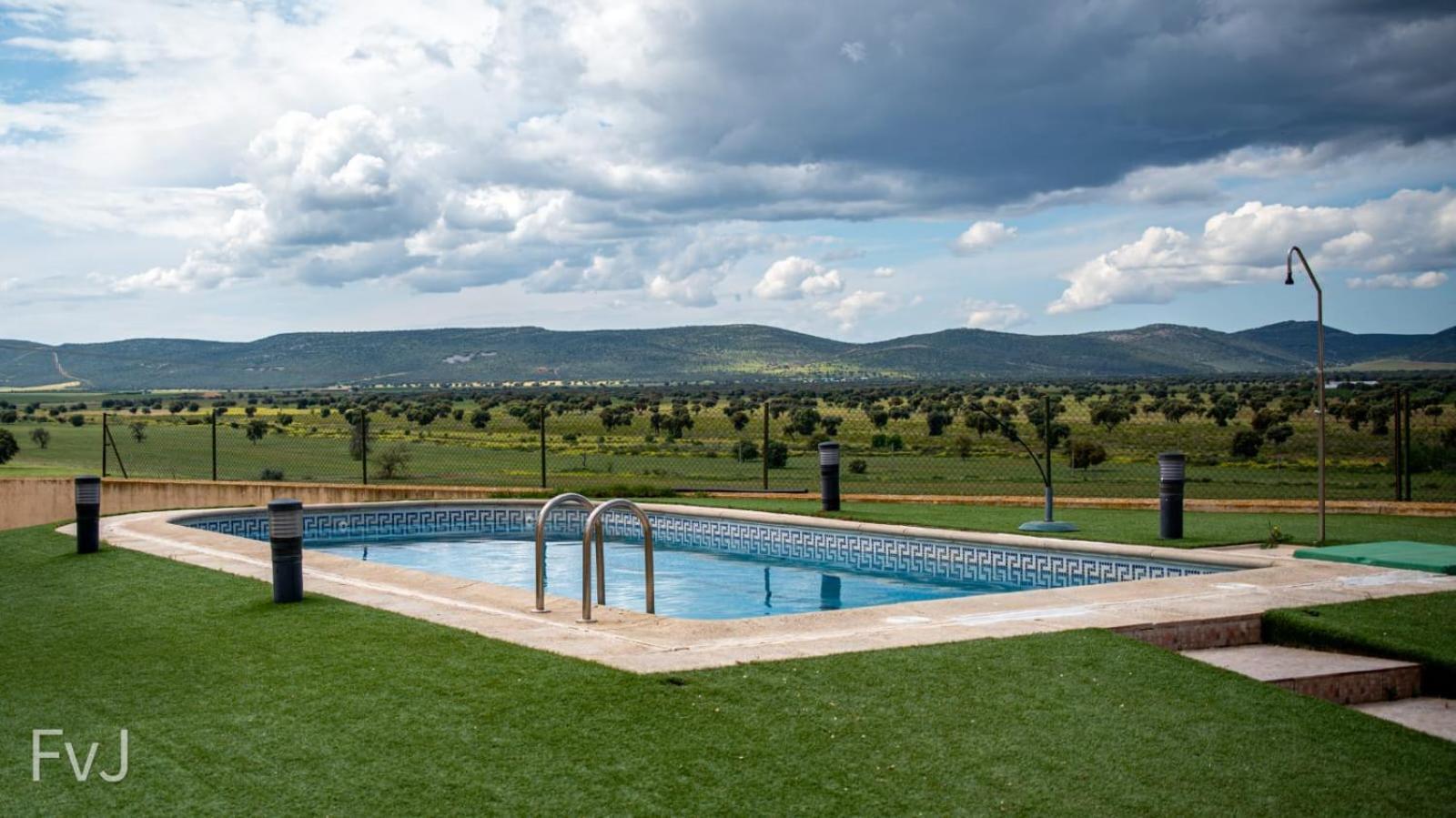 Finca Casa Rural De La Mata Toledo Exteriör bild